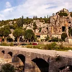 La Garenne Hotel