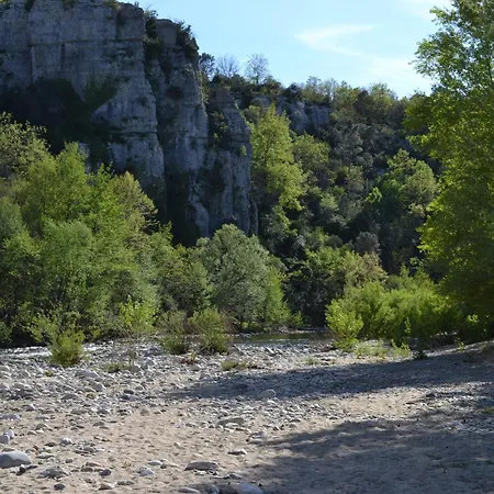 La Garenne 2* Labeaume