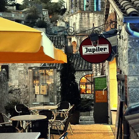 La Garenne 2* Labeaume
